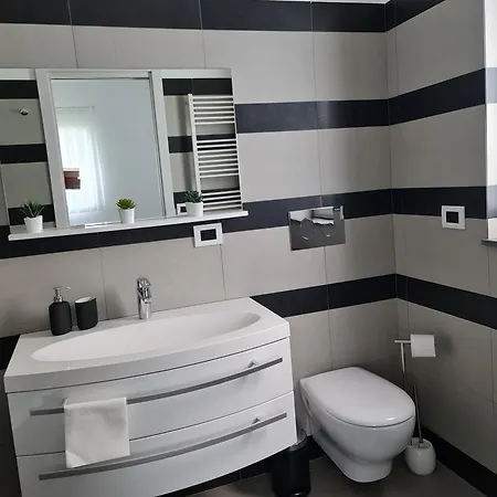 Villa Con Piscina