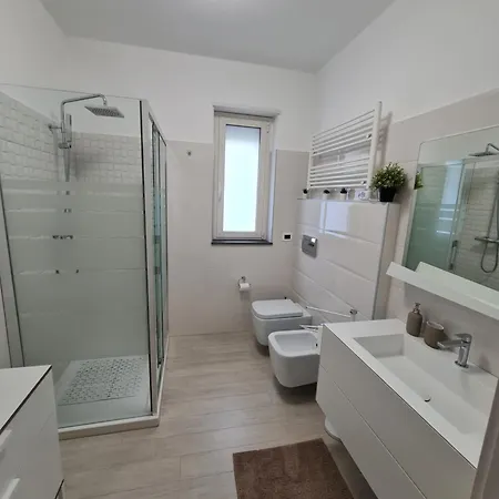 Villa Con Piscina Leonforte