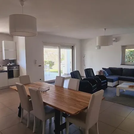 Villa Con Piscina